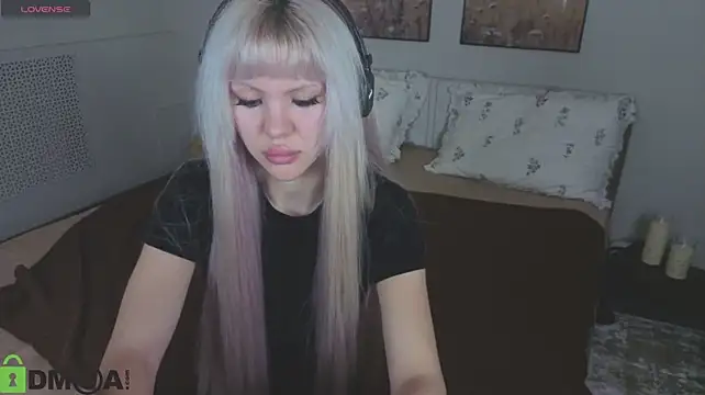 Monro_Doll webcam