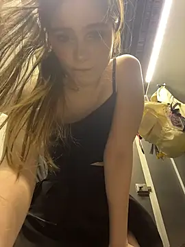 Lunabelle_ webcam
