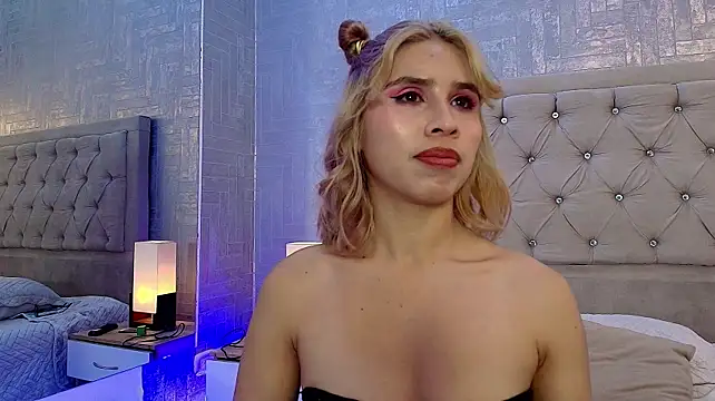 Macarena_JonesFg webcam