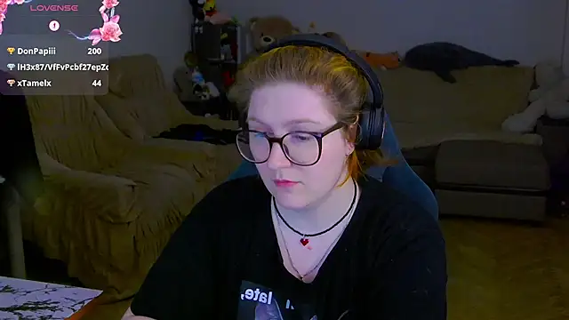 LesiaOxxi webcam