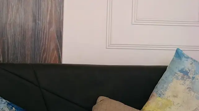 ArianaRhodes webcam