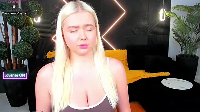 Julia_robertson