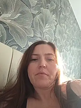 MilaMature webcam