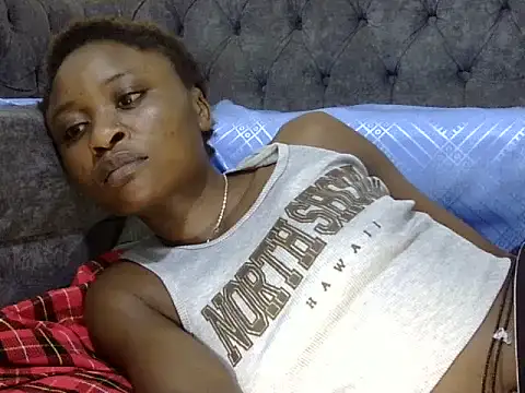 SweetTemptationKE webcam