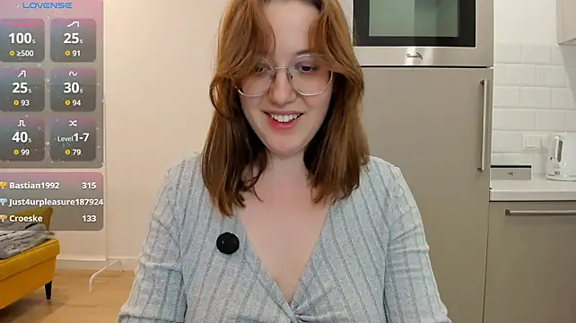 Charmy_Gracy webcam