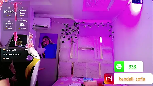 Sophiaa_doll_ webcam