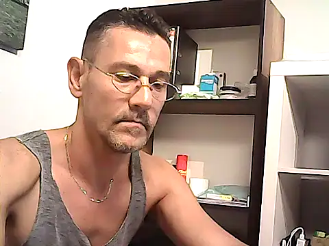 mastercharisma35 webcam