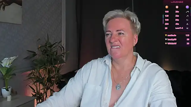 Nika_Smit webcam