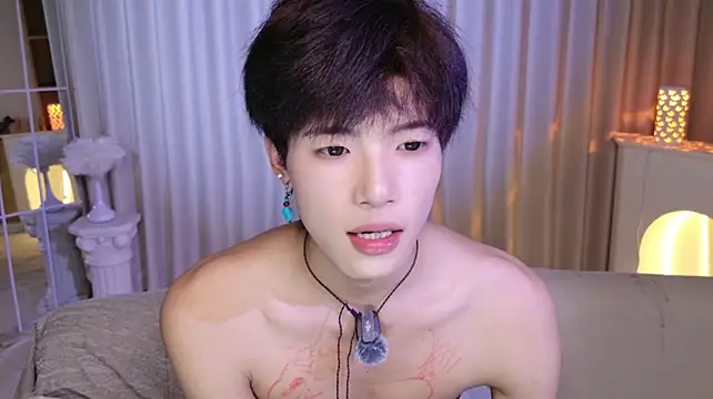 RenZeng live cam on StripChat
