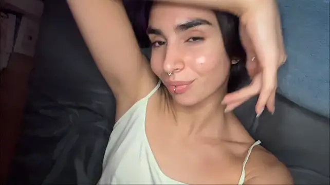 JessiaRuezga webcam