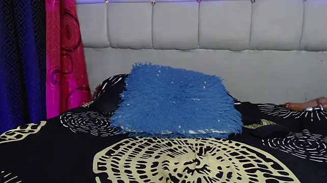 charlotte_brawn webcam