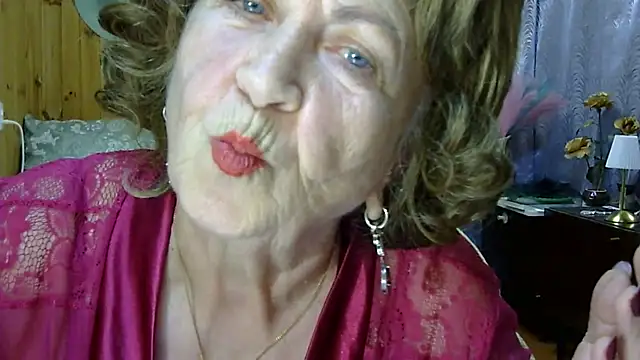 Emma52610 webcam