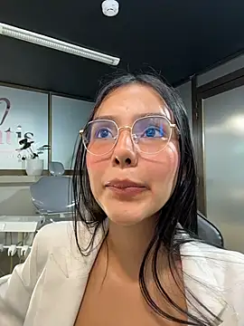 Pocahontas_Rolfe webcam