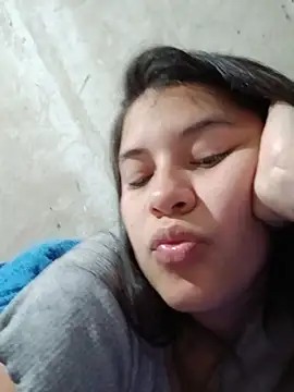 Soy_sashaa webcam