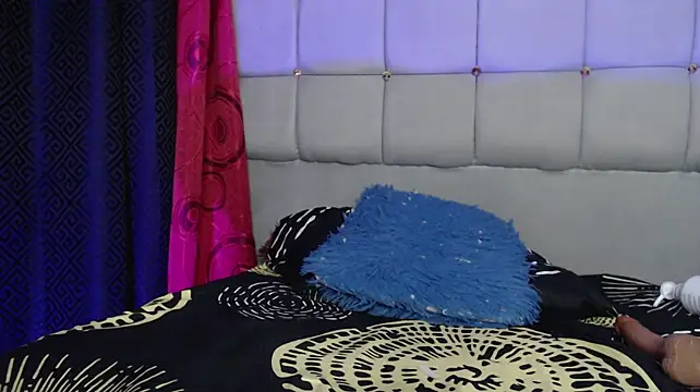 charlotte_brawn webcam