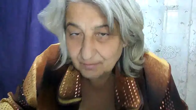 ExquisiteMature webcam