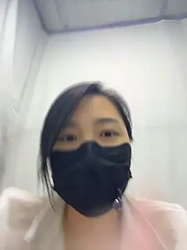 Nini_11 webcam