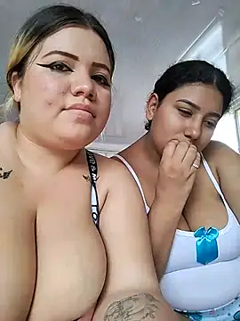 Sara_y_Amy webcam