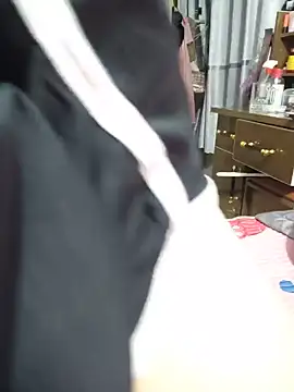 Evelyn_9 webcam