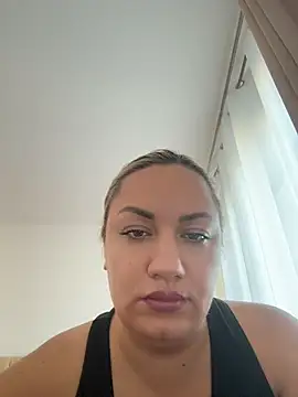 Aliana34 webcam