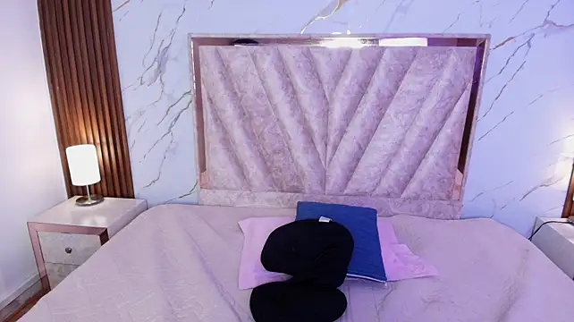 Amelie_saenz webcam