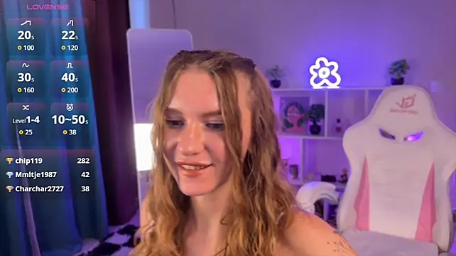 KellySunn webcam