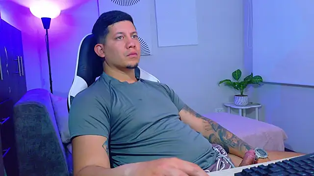 _robertobaggioo webcam