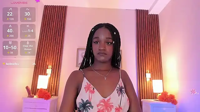 Chloebrunnie live cam on StripChat