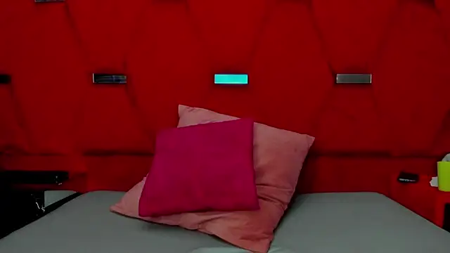 Rochi_Cooper webcam