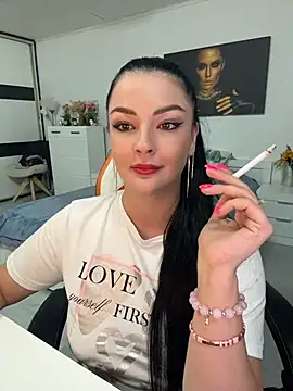 VanillaDolly