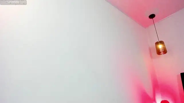 dolly_zoe webcam