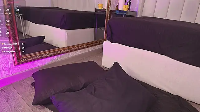 Luna__Velvett_ webcam