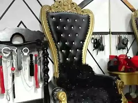 ThessaDior webcam
