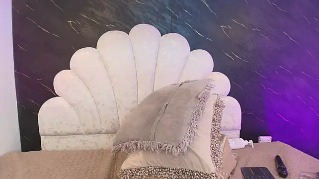 _MiaBrown_ webcam