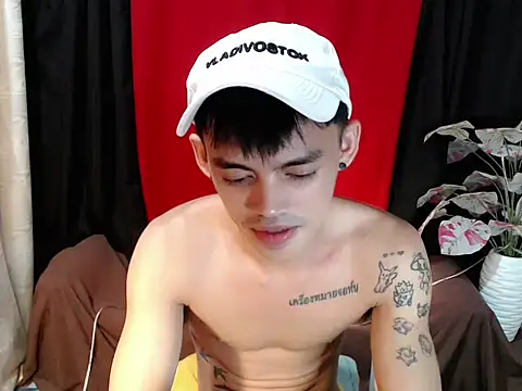 urhunky_boy webcam