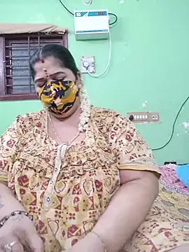 tamil-mayasri (F milf) - Ass flash