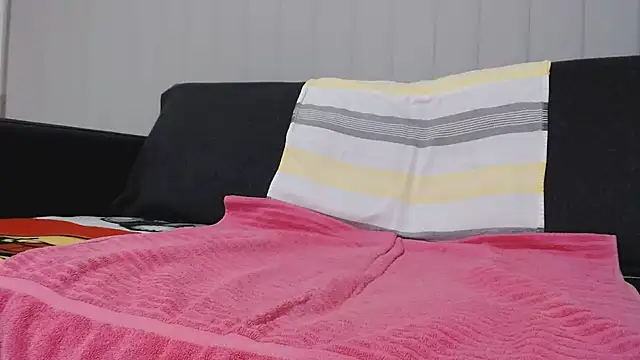 lilchristian@xh webcam