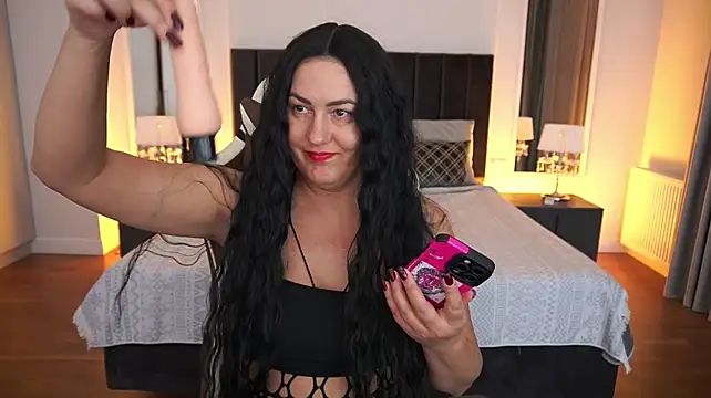 VelvetLuck webcam