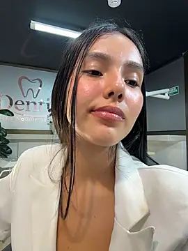 Pocahontas_Rolfe webcam