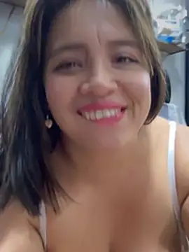 Melany-1 live cam on StripChat