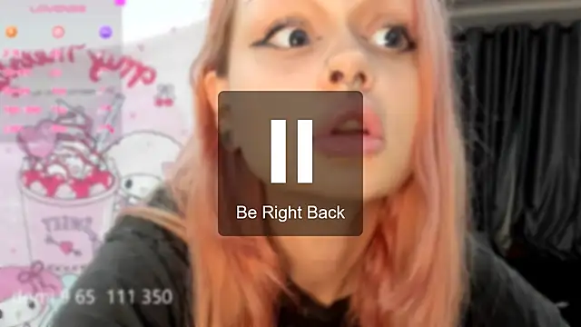 MelonyEmo webcam