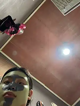 RileyReid_19 webcam