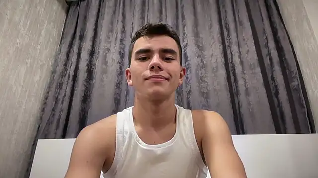 Just_Max02 webcam