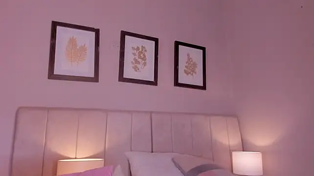 zoe_sky_