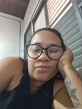 yasminmeyerofc webcam