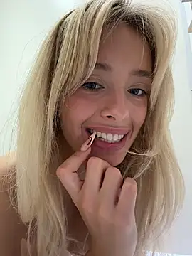 PollyLolly webcam