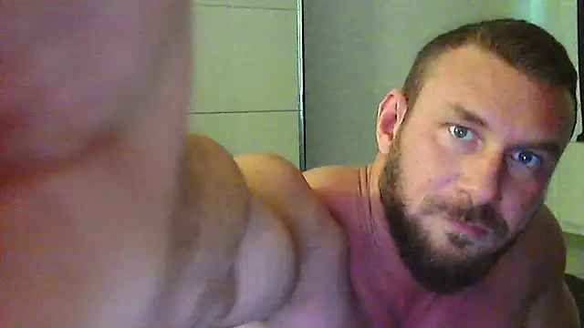 muscularkevin webcam