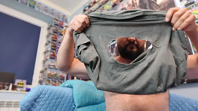 Muscle_Bear webcam