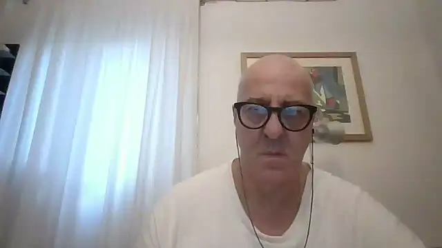 ANONIMO7735 webcam