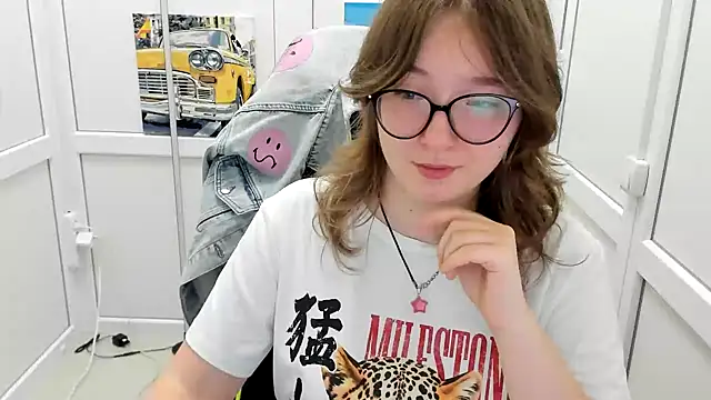 HachiYume live sex cam